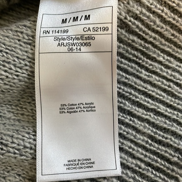 Grey soft Roxy sweater - Picture 7 of 7